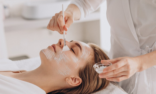 10 Amazing Benefits Of Facials For Your Skin